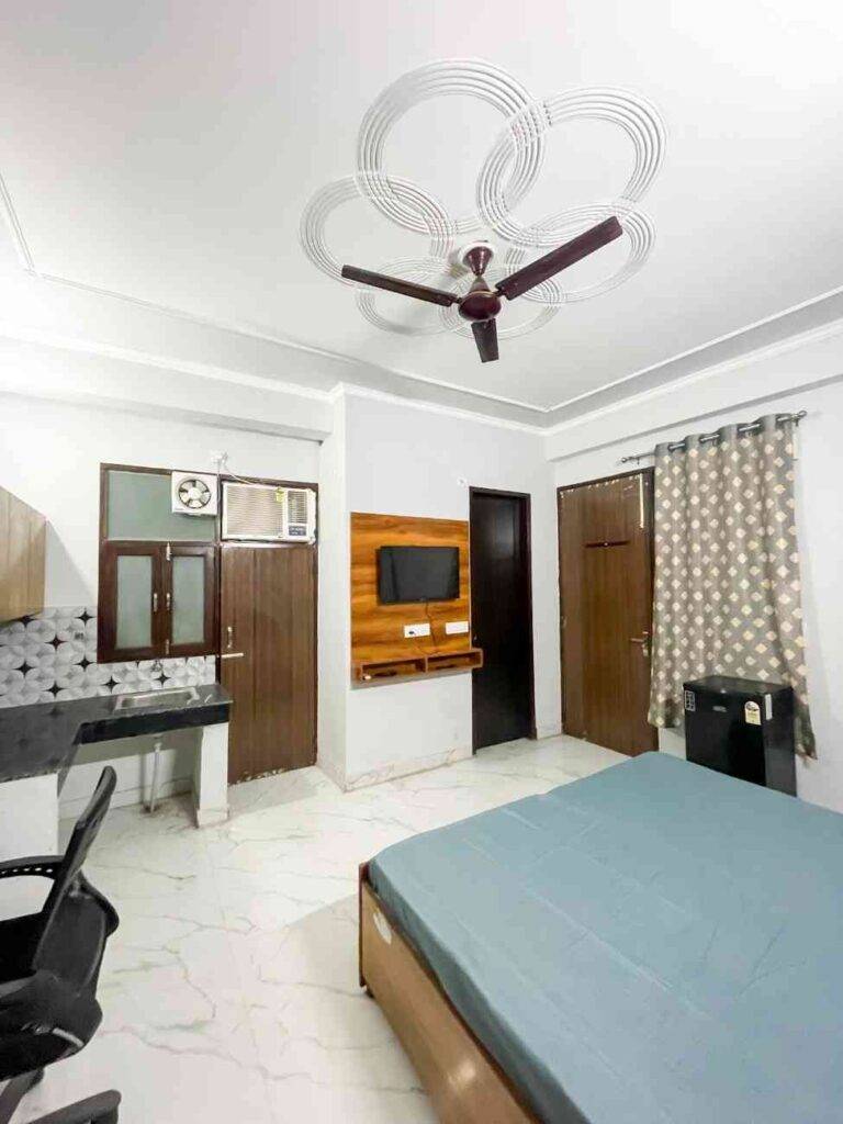 1 RK Space in Sector 66 Badshahpur gurugram