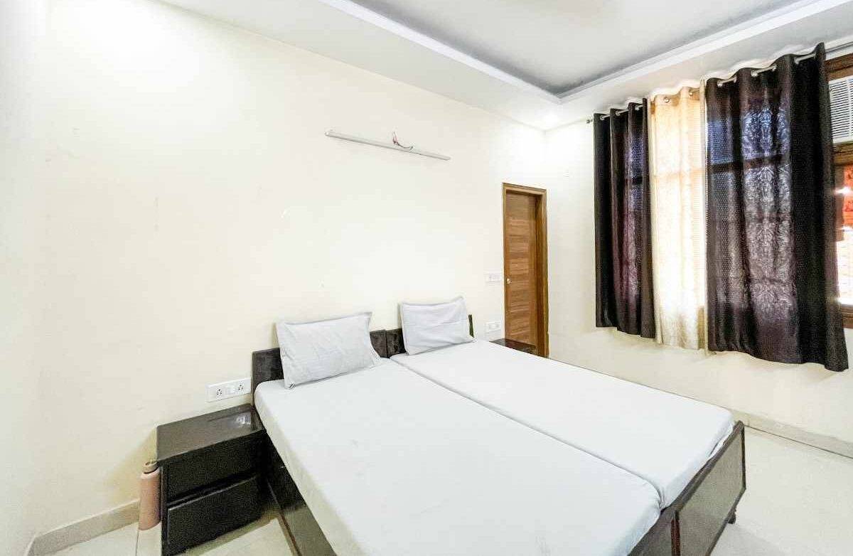 Seventh Heaven Girls PG in Gurugram
