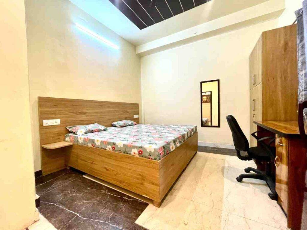 Seventh Heaven Girl & Boys PG in Sector 40 Gurugram